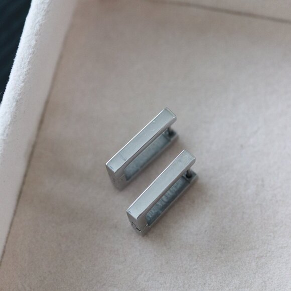 Square Rectangular Style Hoop Earrings Silver Stainless Steel - Picture 3 of 4